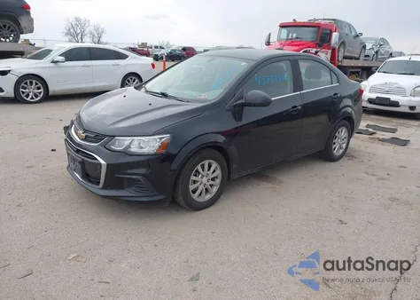 2020 Chevrolet Sonic Fwd Lt z USA, uszkodzony, nr VIN 1G1JD5SB4L4137825